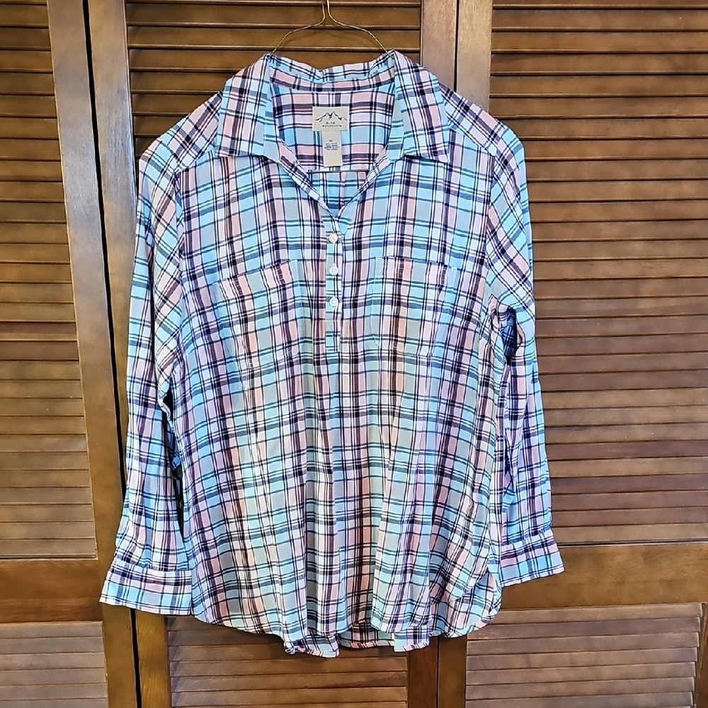 Plaid Button-Up Women's Tunic